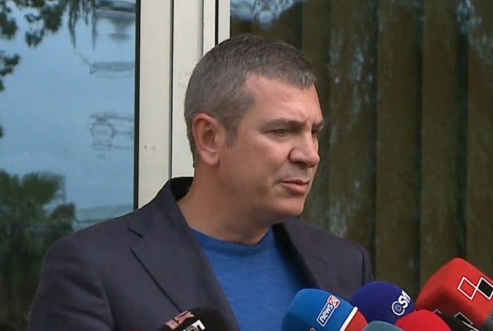 NDRYSHIMI I SISTEMIT/ Gjiknuri i përgjigjet opozitës parlamentare: I qëndrojmë marrëveshjeve me PD e LSI, ju reflektoni
