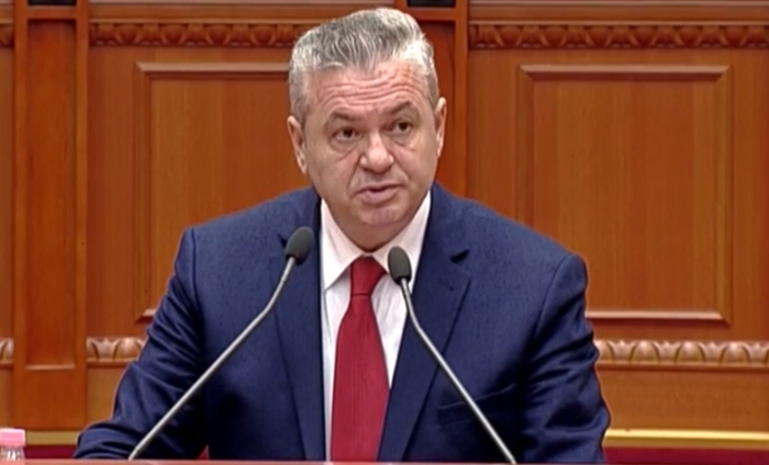 “PAZAR I PISTË”/ Murrizi del kundër Hajdarit dhe “Zgjedhores”: Ku do i gjejë mazhoranca 84 votat në Parlament?
