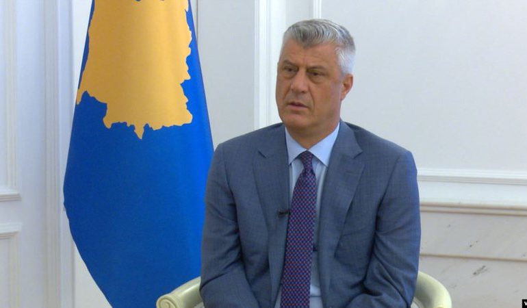 AKUZAT E HAGËS NDAJ THAÇIT/ Presidenti i Kosovës reagon vetëm me një FOTO për të dhënë mesazhin e tij