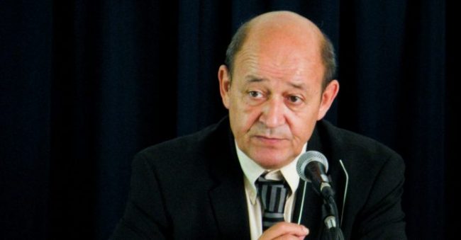 FRANCË/ Le Drian: Parisi nuk e përjashton një “no deal” në bisedimet BE-BM