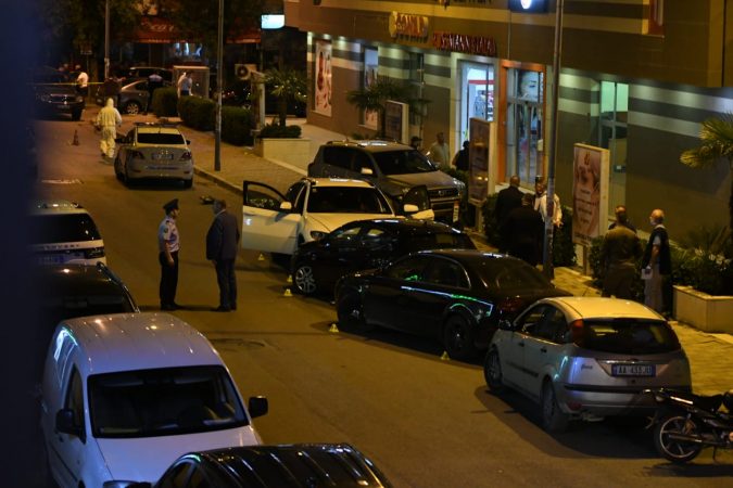 E EKZEKUTUAN SHUMË PRANË FAMILJARËVE TË TIJ/ Çfarë i nxori zbuluar vrasësit e Hekuran Billës (DETAJET)