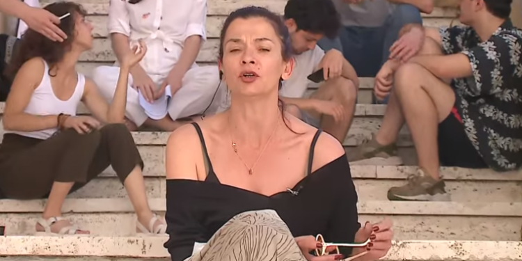 RRËFIMI TRONDITËS/ Ema Andrea: Jam përballur me dhunën ndaj grave, mikeshat e mia e fshehin