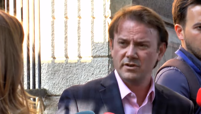 FLET NË EMËR TË SHQIPTARËVE/ Ralf Gjoni: Komisionin e reformës zgjedhore nuk e marrim në konsideratë. Ne jemi…