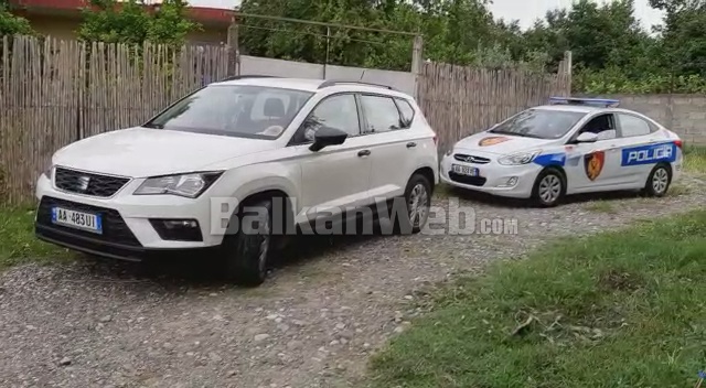 ATENTATI/ Ardian Çapja u qëllua me snajper me numra të fshirë, atentatorët e lanë armën në makinën e djegur (DETAJET)