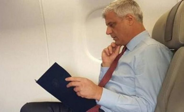 AKTAKUZA/ Hashim Thaçi ANULLON udhëtimin drejt Uashingtonit për bisedimet Kosovë-Serbi