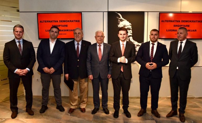 VIZITË NË LUGINËN E PRESHEVËS/ Cakaj: Bashkë në çdo rrethanë, për të mirën e shqiptarëve