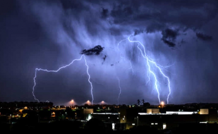 MOTI I KEQ ZHVENDOSET NË ITALI/ Meteorologët japin alarmin