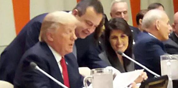 MEDIAT E BEOGRADIT: Trump anon nga serbët, kërkon votat e diasporës në SHBA