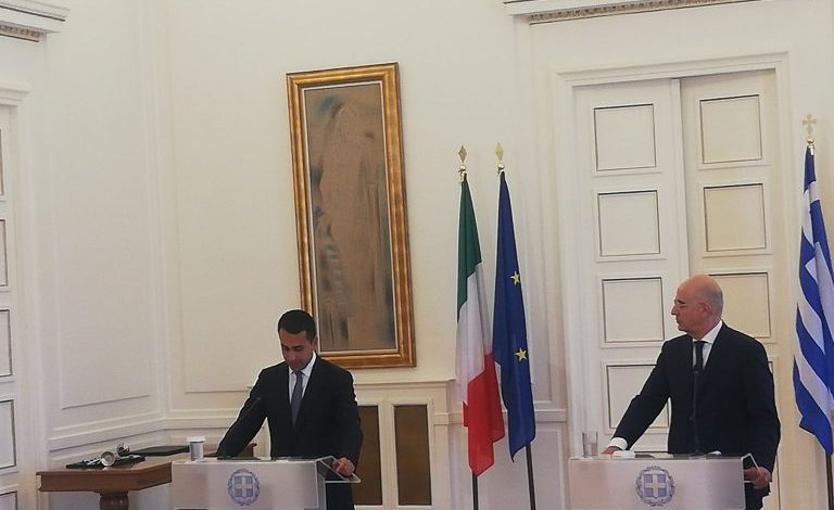 FILLIMI I NEGOCIATAVE PËR SHQIPËRINË/ Di Maio: E mbështesim procesin. Me rëndësi historike vendimi i BE-së…