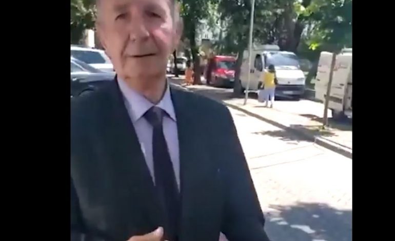 VIDEO EPIKE/ Deputeti i listës “Basha” harron për çfarë ka shkuar në Kuvend, gazetari e kthen me vrap për të takuar… amerikanët