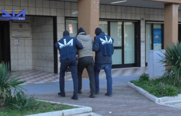 MEGAOPERACIONI NË ITALI/ 37 shqiptarë dhe italianë të arrestuar, sekuestrohen 3.5 ton drogë me vlerë 40 milion euro