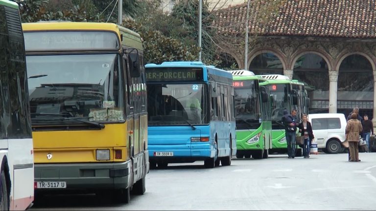 NGA KAPACITETI 70% TEK ULJA NË MËNYRË DIAGONALE/ Ja protokolli i sigurisë me 13 pika për urbanët që refuzohet nga Shoqata e Transportit publik