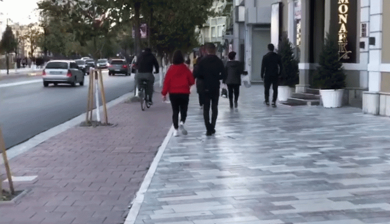 KORONAVIRUSI/ Një i moshuar dhe një grua mes 6 rasteve të reja me COVID-19 në Fier, 70 kontakte monitorohen në karantinë