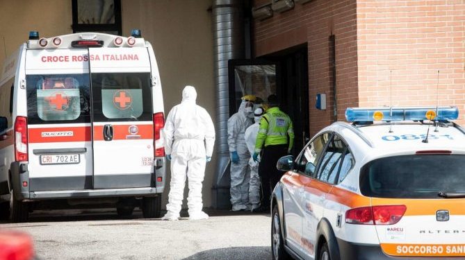 KORONAVIRUSI NË ITALI/ 71 viktima dhe 321 raste të reja në 24 orë