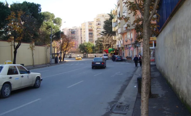 DËMTIMI I RRJETIT ELEKTRIK NË TIRANË/ OSHEE: Nga ‘’Rruga e Elbasanit’’ tek Garda e Republikës, ja cilat zona janë aktualisht pa energji elektrike