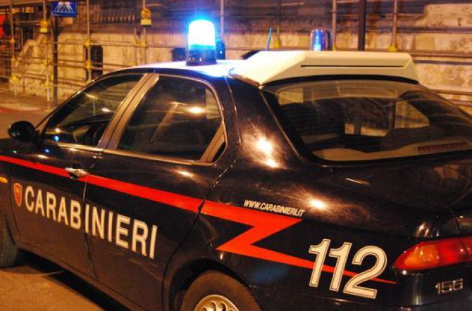 KARABINIERËT DHE USHTRIA NË AKSION/ Zbulohen kontejnerët me kokaine të pastër në pyll, arrestohen shqiptarë e italianë