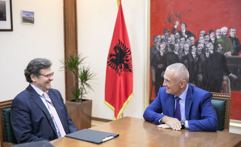 NEGOCIATAT/ Meta zbardh detaje nga takimi me Kryenegociatorin: Politika duhet të tregojë vullnet për plotësimin…