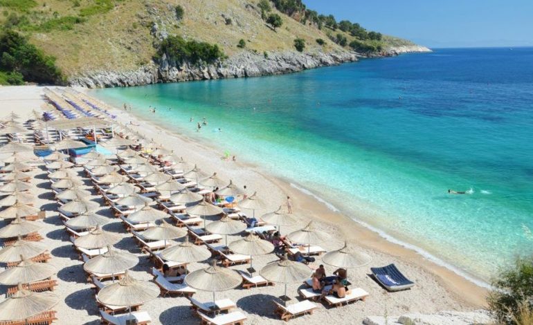 DRAFTI/ Rimbursimi i turistëve: Kupon për t’u shlyer nga agjencitë brenda 1 viti, ndryshe gjobiten