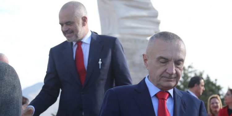 A E KE FALUR RAMËS PAS GJITHË ATYRE AKUZAVE QË I KE BËRË? Meta rrëfen marrëdhënien e re para gazetarëve: Do rikthejmë shpresën te qytetarët tanë