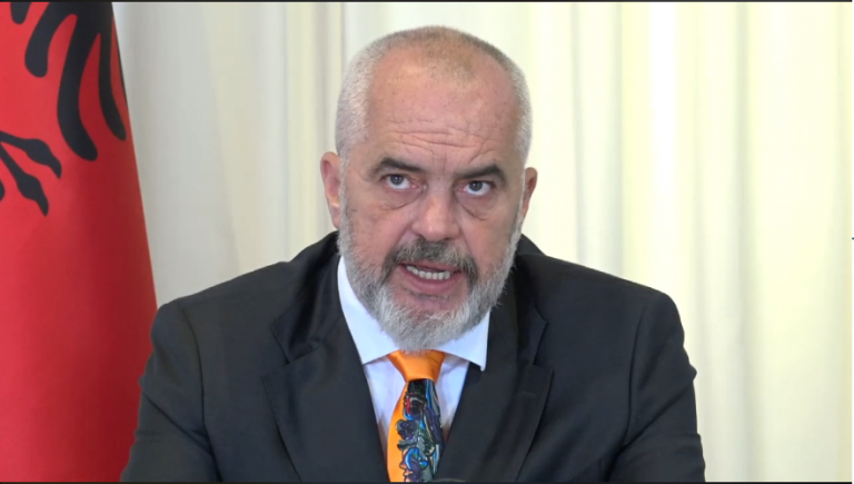 FILLOJNË GRANATET E PARA TË RINDËRTIMIT EDHE NË KAMËZ/ Rama: Përfitojnë drejtpërdrejt nga pagesat 771 familje