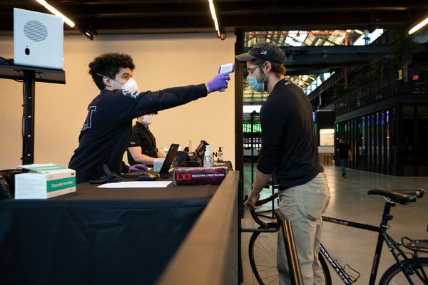 QYTETI MË I GODITUR NGA COVID-19/ New York-u fillon rihapje, 400 mijë qytetarë rikthehen në punë