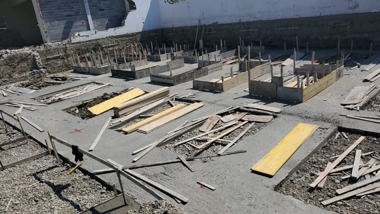 RINDËRTIMI/ Rama: Sot punohet në 33 kantiere shkollash dhe në lagjen në Fushë- Krujë, në korrik nis ndërtimi i banesave individuale