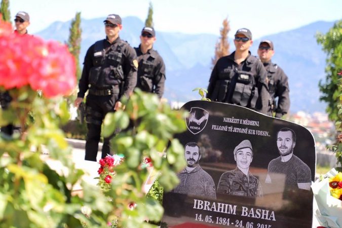 PESË VJET NGA RËNIA E EFEKTIVIT TË RENEA-S NË LAZARAT/ Lleshaj: Falë sakrificës së Ibrahim Bashës, u hoq njolla e turpit në historinë…