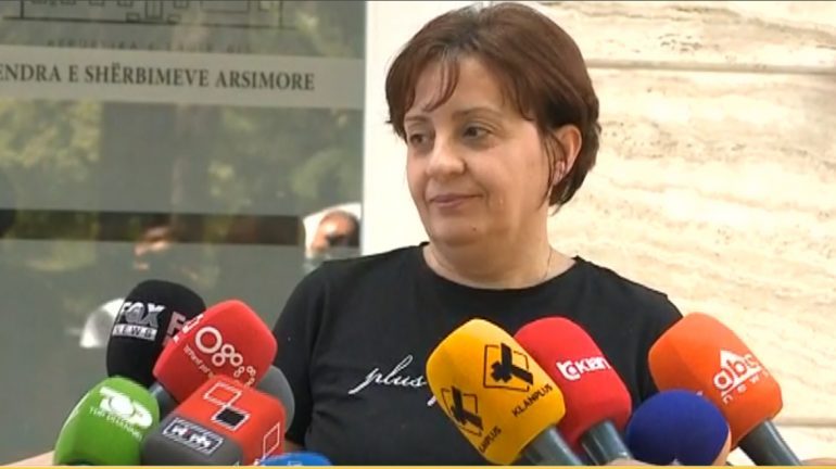 PROTESTA E MATURANTËVE/ Reagon Ministria: Asnjë pyetje jashtë programit, nuk ka rivlerësim të testit