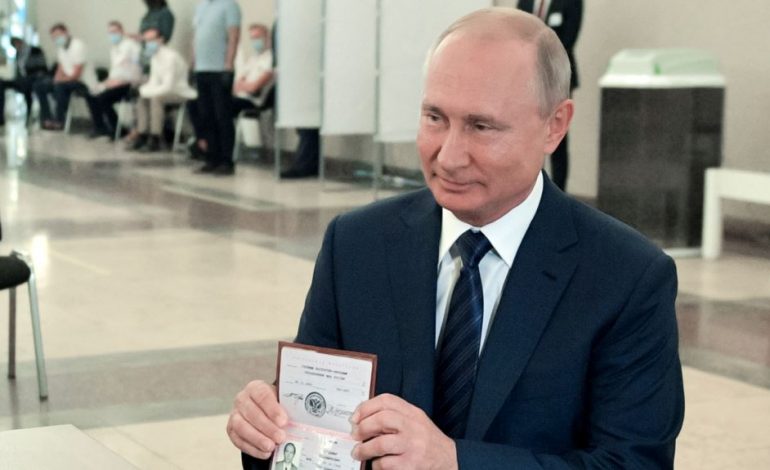 PRESIDENT EDHE PËR 16 VITE/ Rusia i hap rrugën Putinit të qeverisë deri në 2036