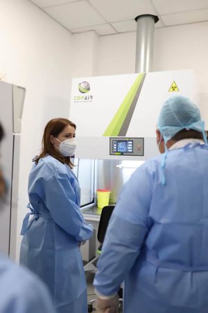 SHIFRAT NË RRITJE TË COVID-19/ Manstirliu: Zgjerojmë kapacitetet e testimit, gati laboratori i dytë në QSUT