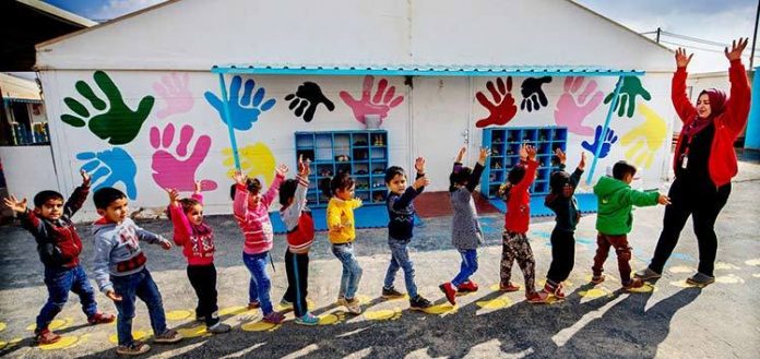 KORONAVIRUSI/ ”Save the Children”: 10 milionë fëmijë rrezikojnë arsimimin nga Covid-19