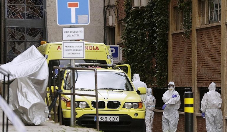RRITEN SËRISH INFEKTIMET NË SPANJË/ Turistët anulojnë pushimet nga COVID-19