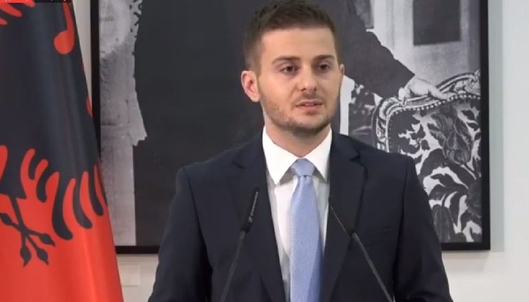 KUSH E ZËVËNDËSON/ Cakaj shkarkon konsullin shqiptar në Bari, Ardian Haskaj