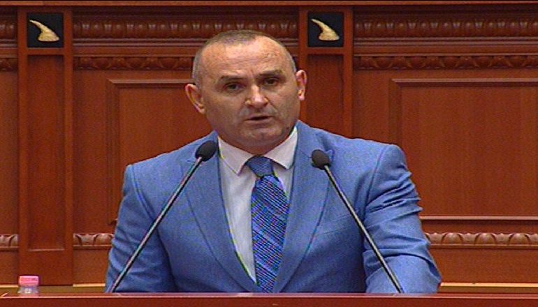 SHKARKIMI I PRESIDENTIT/ Manja: Meta bëri 2 shkelje, por nuk mjaftojnë për ta shkarkuar