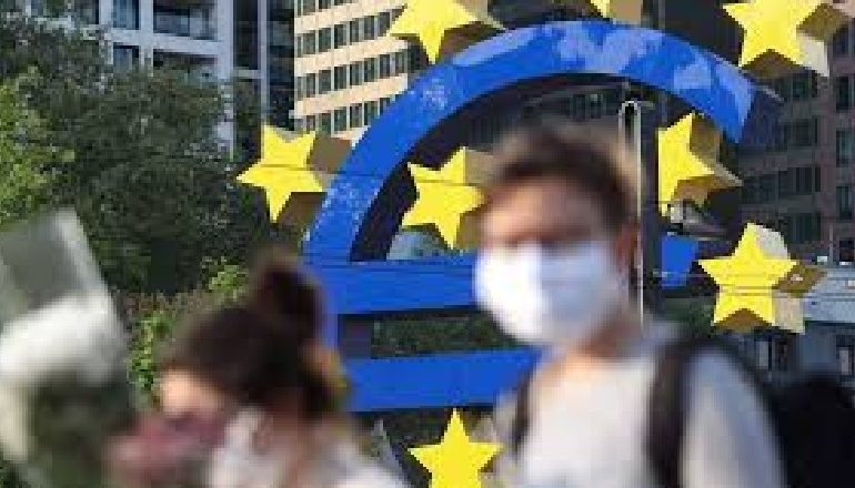 PANDEMIA E COVID-19/ Strategjia e Europës: Vaksina në masë dhe jo përsëri bllokime