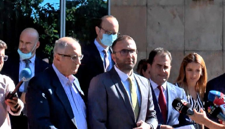 LISTAT E HAPURA/ Gaz Bardhi i “merr kompetencat” Bylykbashit: E PAPRANUESHME! Pres info nga Rama…