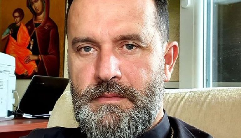 ALARMI NGA COVID-19/ Dom Gjergj Meta: Hiqni dorë nga normaliteti, jeta jonë është në dorën e të tjerëve