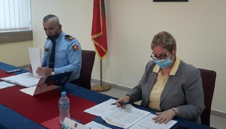 ANTIKANABISI/ Veliu mbledh në Fier drejtorët e policisë: Zero tolerancë, askush të mos neglizhojë apo të jetë palë me keqbërësit