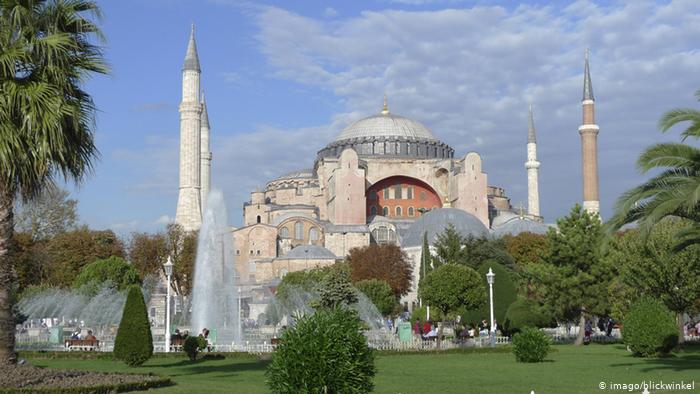 TURQI/ Një monument i trashëgimisë botërore kthehet në çështje politike