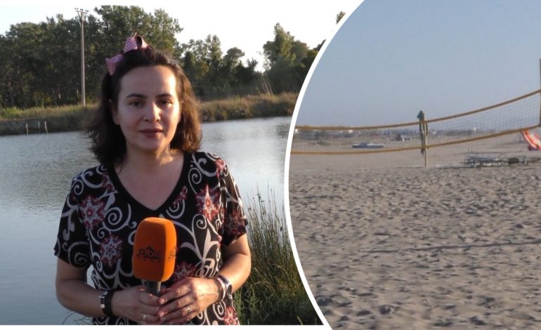 PUSIME MES DETIT, LAGUNËS DHE PYLLIT/ Turistët vendas i rikthehen plazhit te Darëzezës (VIDEO)