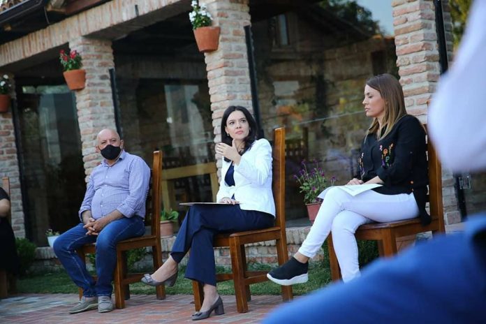 “NË 2021 FITOJMË MANDATIN E TRETË”/ Spiropali nga Kashari: Tirana do t’i mësojë Lulit se kryeministër zgjidhesh nuk vetëshpallesh