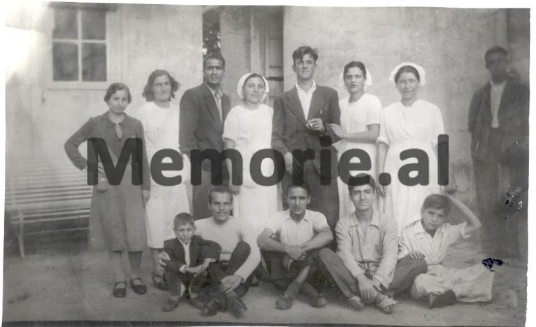 DOSSIER/ “Zoti kryeministër, jam shumë mirë në burg”, historia e gazetarit Izet Bebeziqi që u burgos në tre regjime