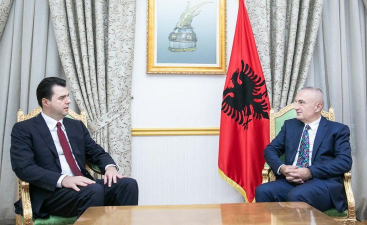 NDRYSHIMET KUSHTETUESE/ Meta kërkon takim me Bashën në orën 11:00