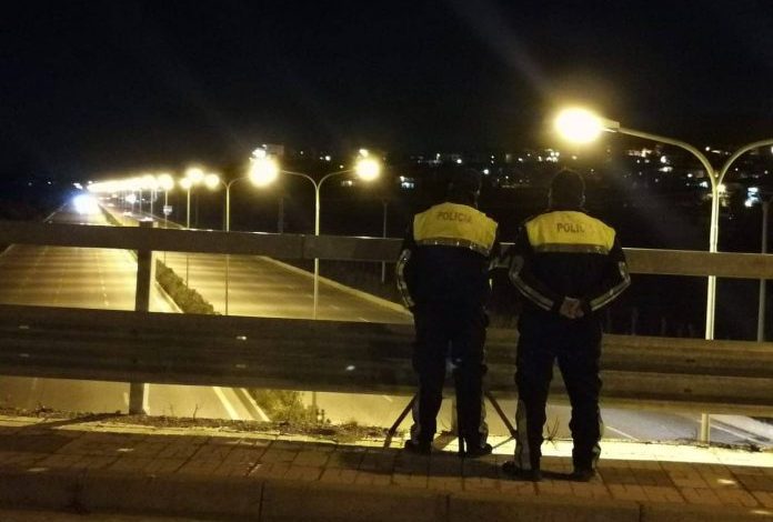 SIGURIA RRUGORE/ Policia pezullon 9 patenta dhe vendos 12 gjoba
