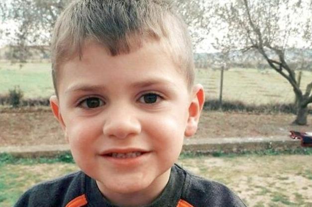 PREJ 4 DITËSH LUFTONTE ME VDEKJEN/ Lamtumirë Mattia! 4-vjeçari shqiptar shuhet në spital