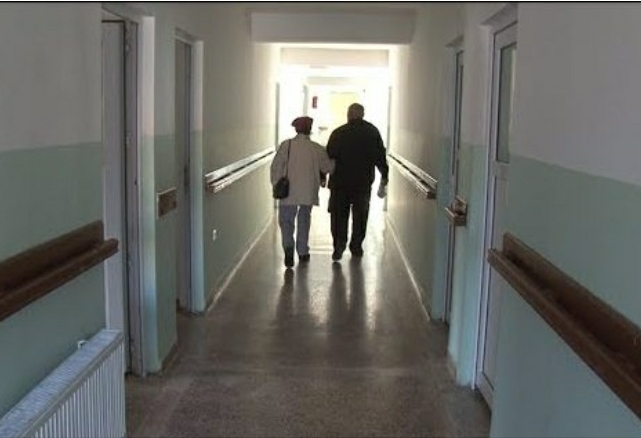 E RËNDË NË KOSOVË/ Infektohen me koronavirus 30 të moshuar dhe 9 punonjës në azil në Prishtinë