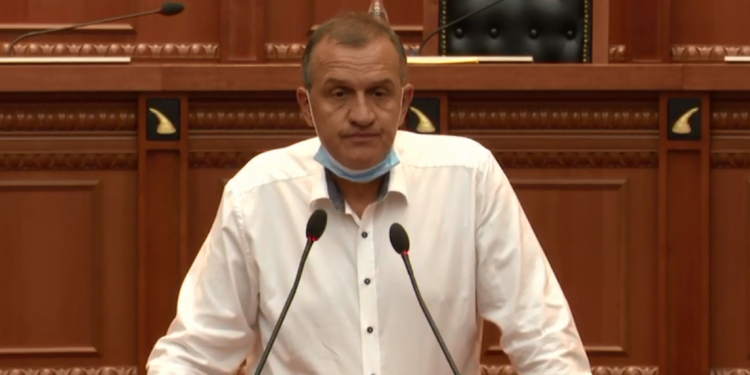 TAKSA PROGRESIVE DHE AKUZAT E PD/ Ish ministri Beqaj: Ja sa lekë u ka kursyer shqiptarëve taksa në 7 vite