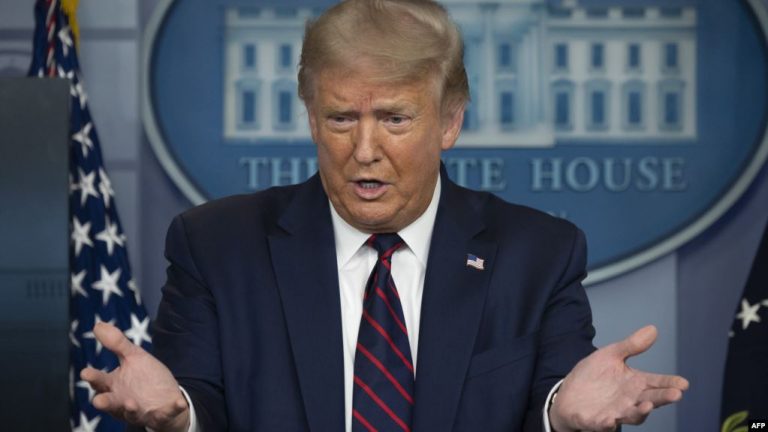 “JU PËLQEN APO JO, MASAT KANË NJË NDIKIM”/ Trump: Koronavirusi ka gjasa të përkeqësohet më tej përpara se…
