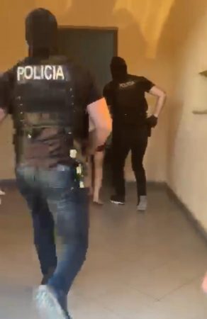 “NË KUSHTE TË LARTA SIGURIE”/ Policia jep detaje për operacionin në Shijak: 34-vjeçari u arrestua për 4 minuta