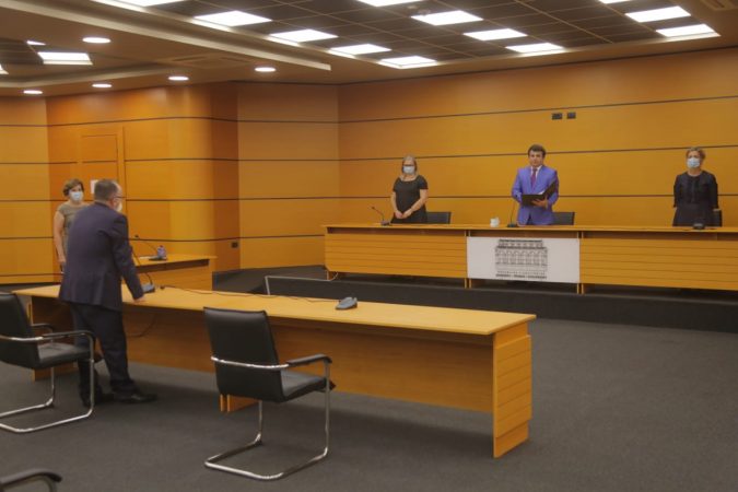 VETTING/ Pasuria “djeg” gjyqtarin e Tiranës, KPK shkarkon nga detyra Niko Rapin